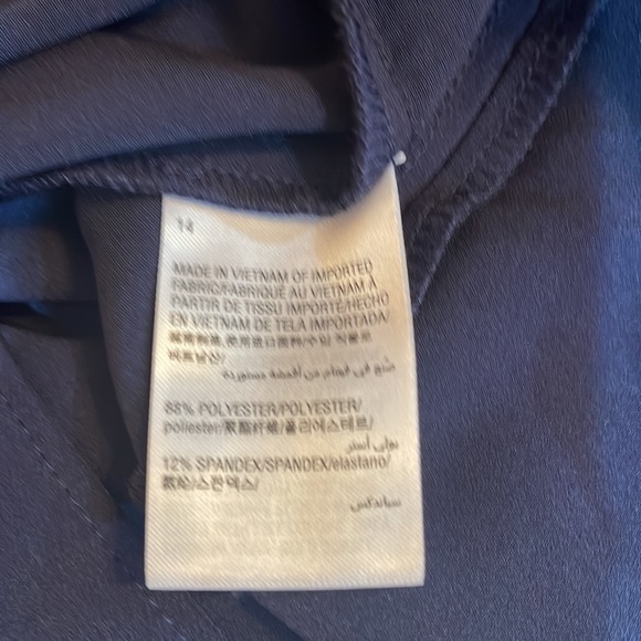 NWOT Size 14 International Concepts Navy Blue 88% polyester w/ ruffles on back☘️ - Picture 9 of 9